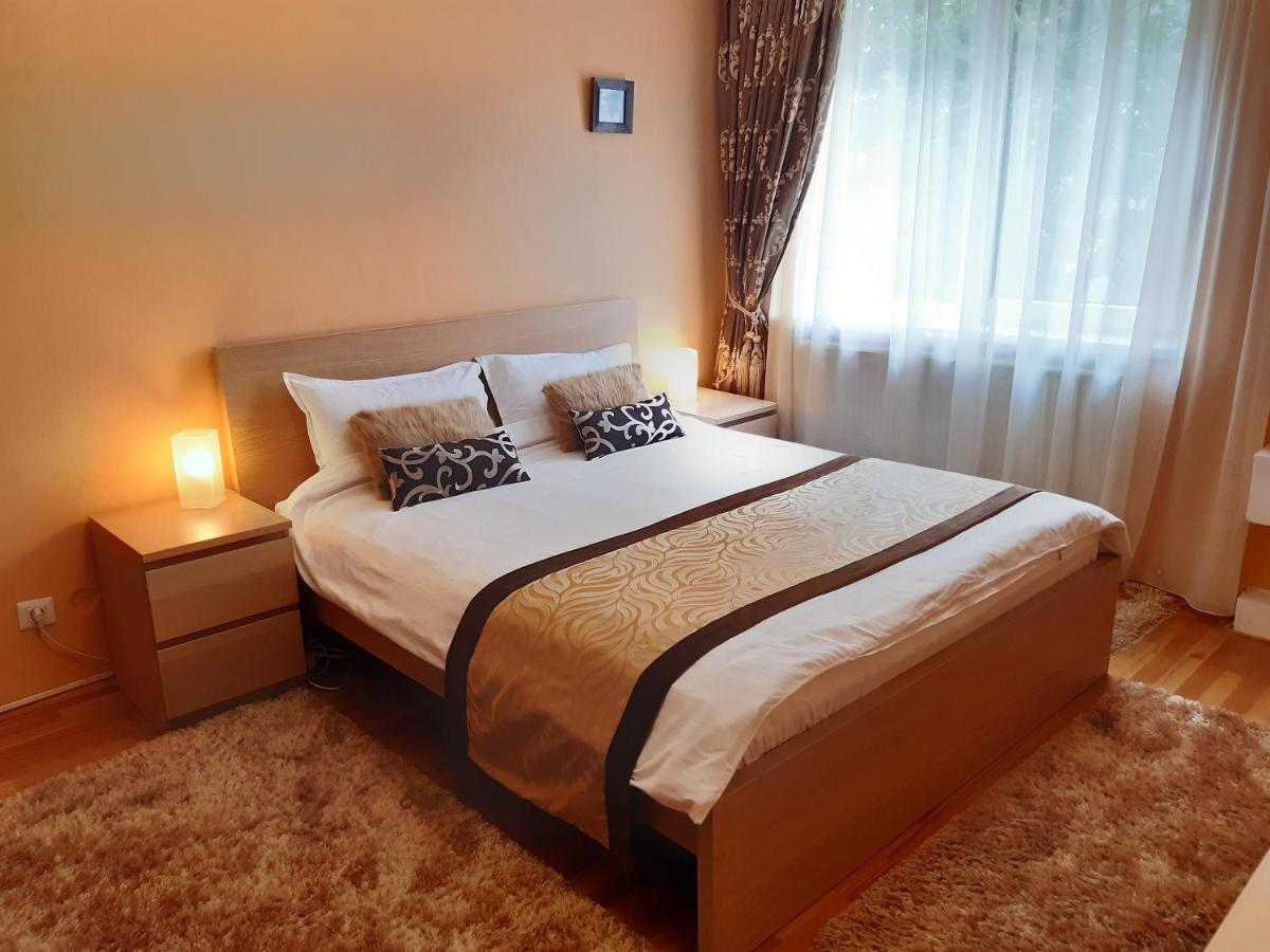 Apartament Central بياترا نام المظهر الخارجي الصورة
